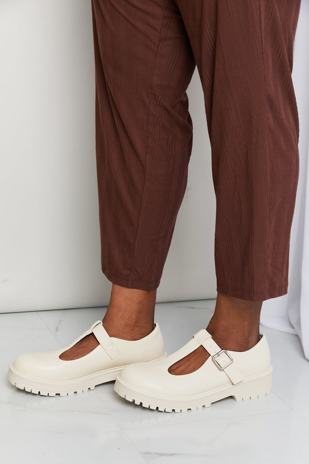 c8878264111249edba644a470c34a16f-Max